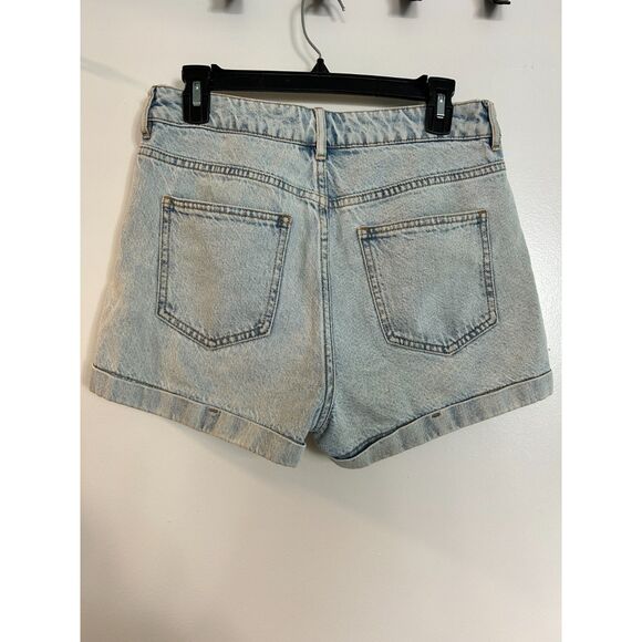 PacSun Stretch Light Indigo Roll Cuff Denim Mom Shorts - Picture 2 of 4
